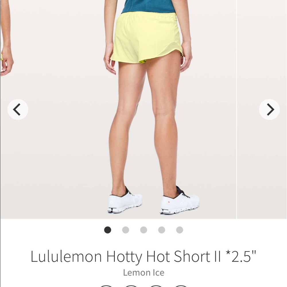 lululemon hotty hot shorts 4-6 ISO!!!
